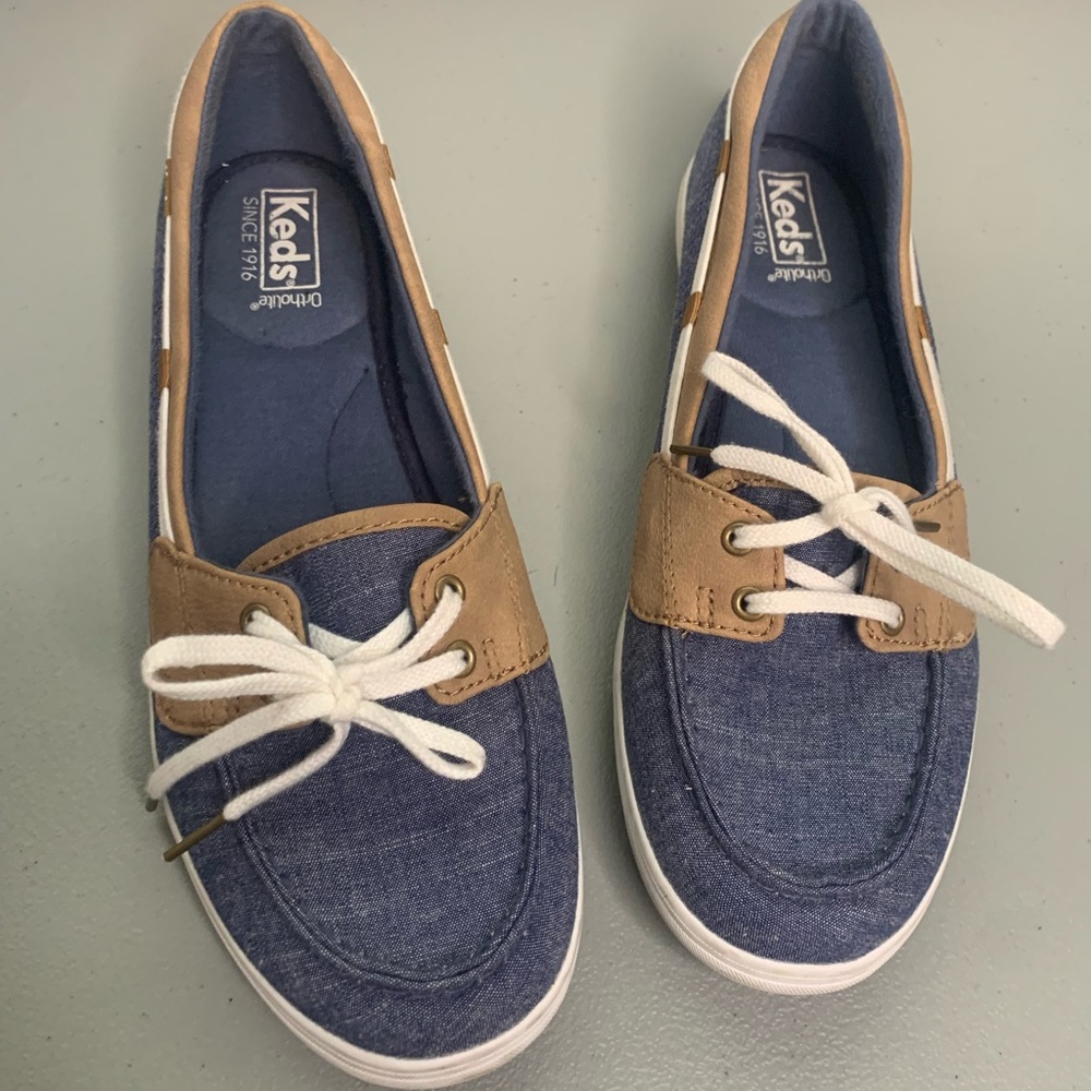 Blue Keds boat shoes sz 8.5 new